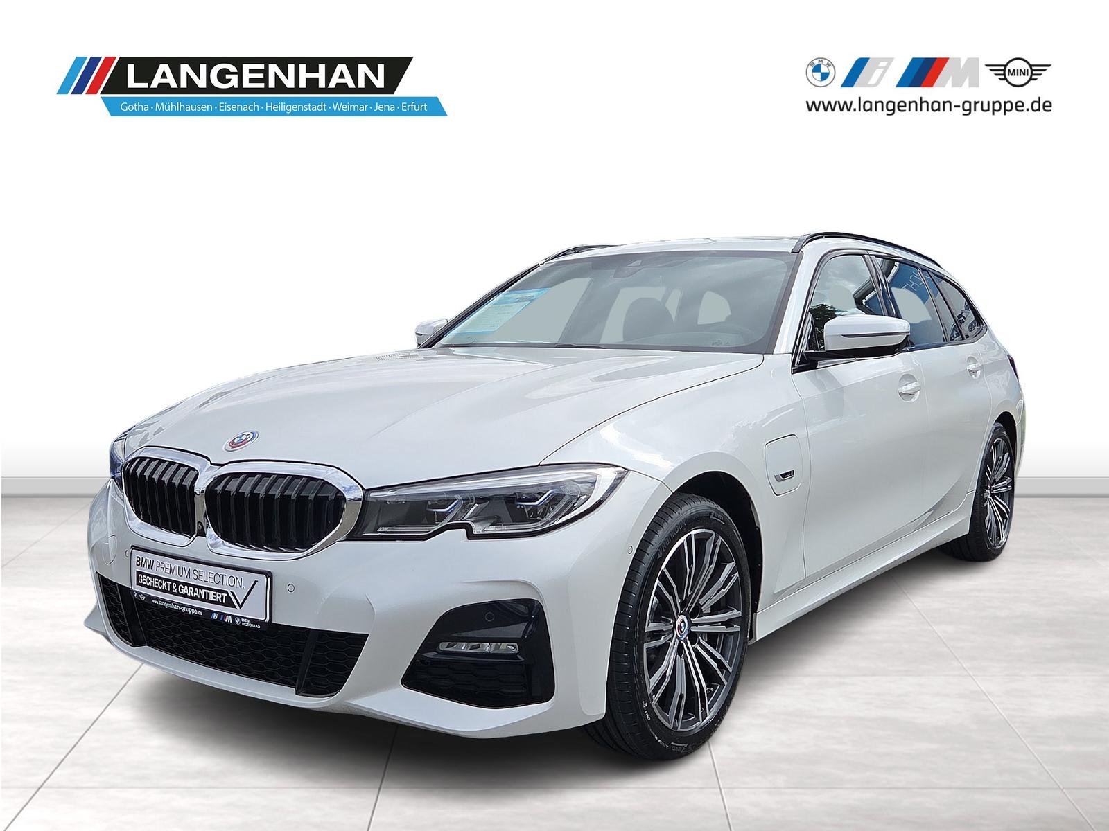 BMW 330e xDrive Tour M Sport Pano elektr. Sitze Head