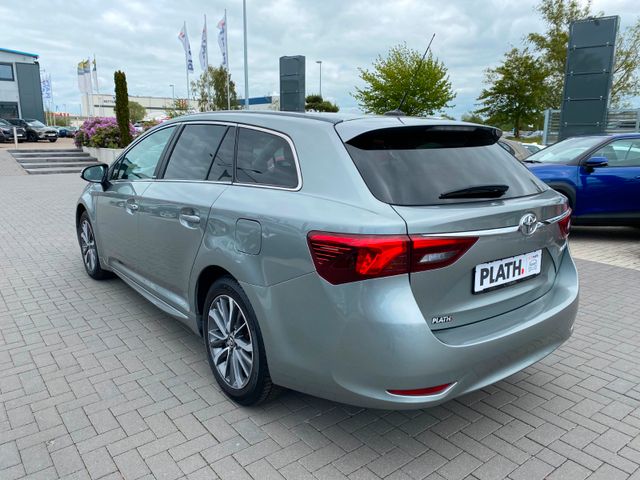 Toyota Avensis Touring Sports Edition-S_6
