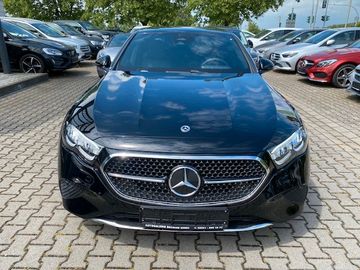 Mercedes E 200 - 3
