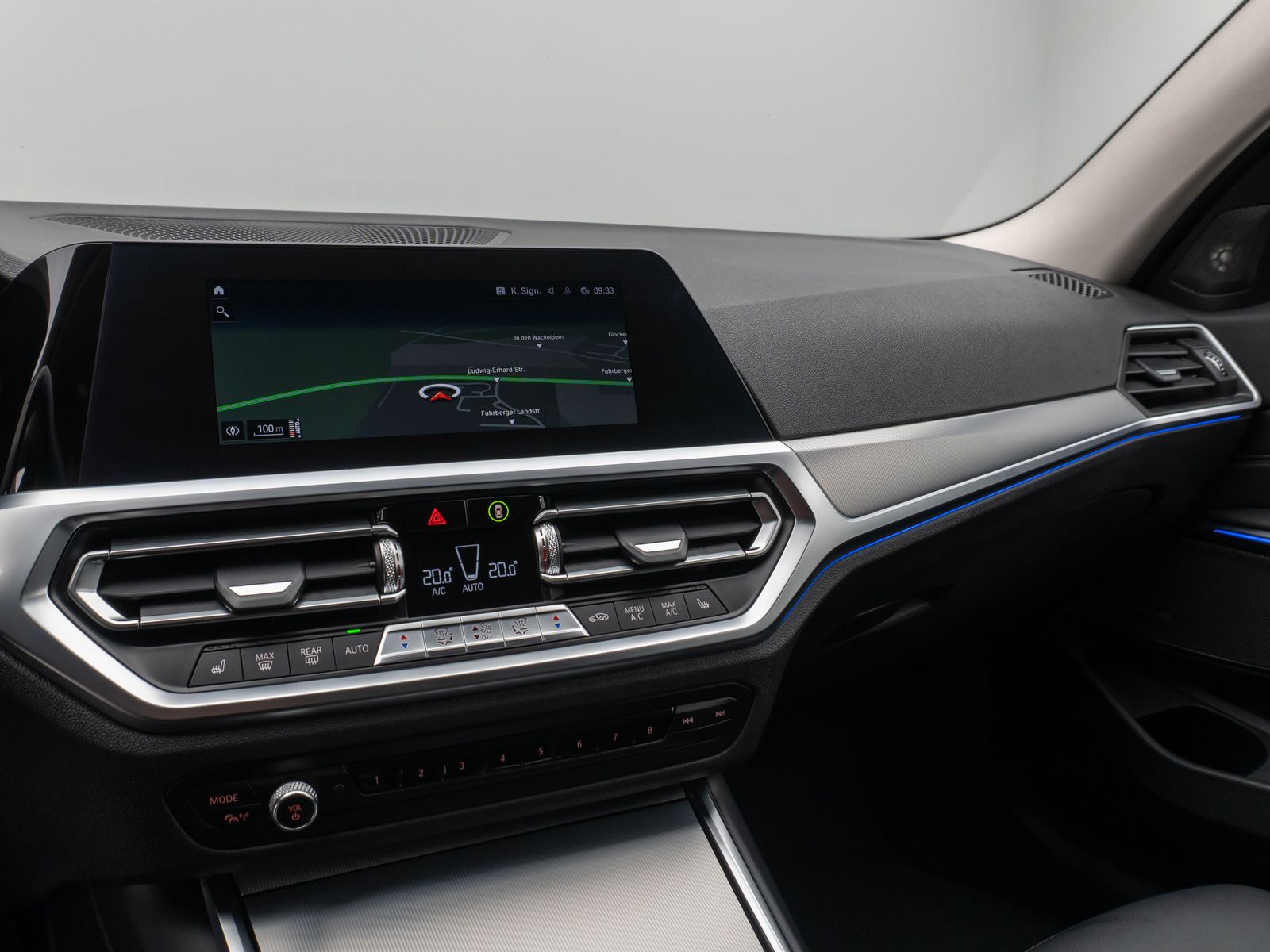 Fahrzeugabbildung BMW 320d Sport Line DAB Laser HUD Cockpit+ Komfort