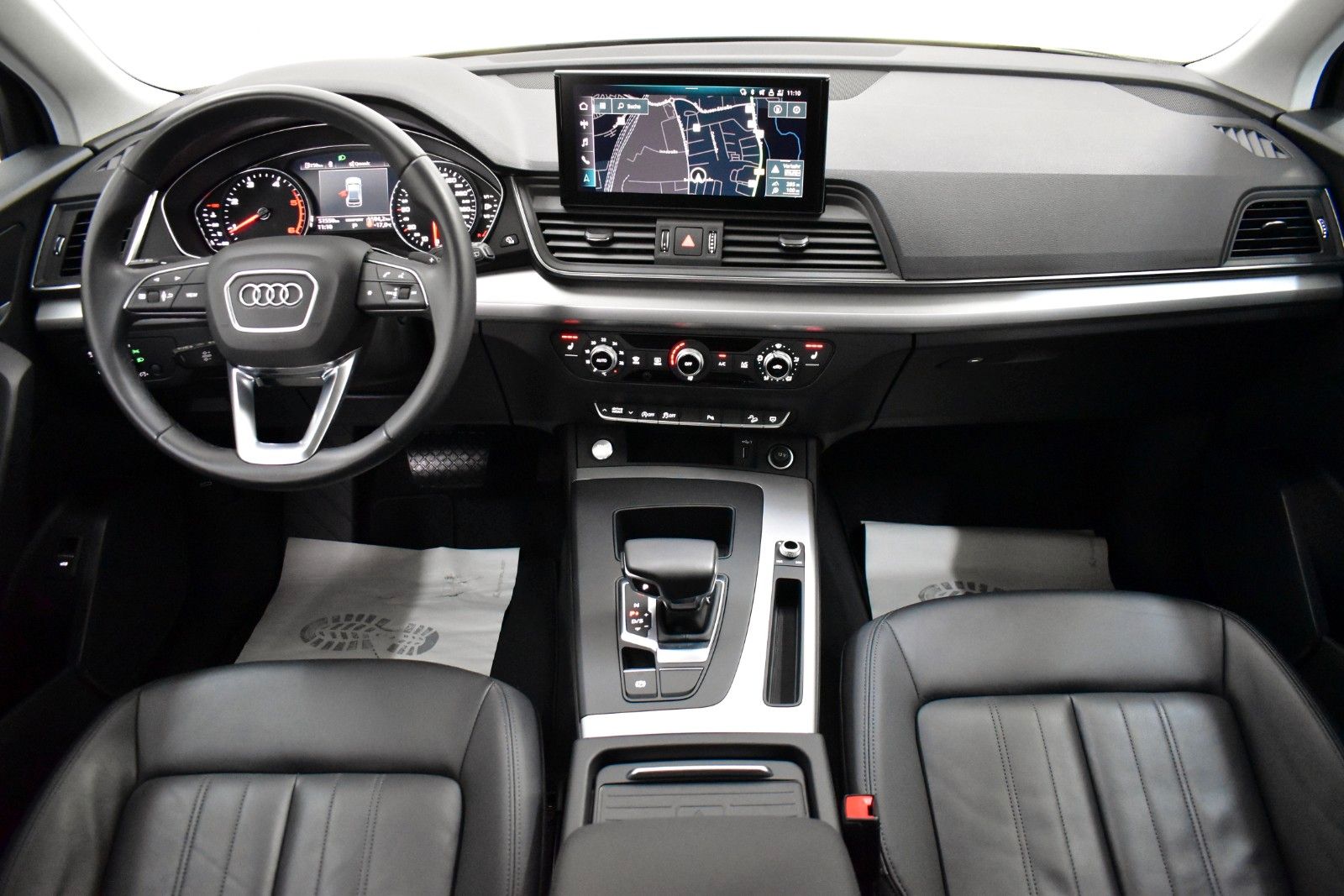 Fahrzeugabbildung Audi Q5 35 TDI Leder,Navi,LED,Kamera,SH,ACC,DAB