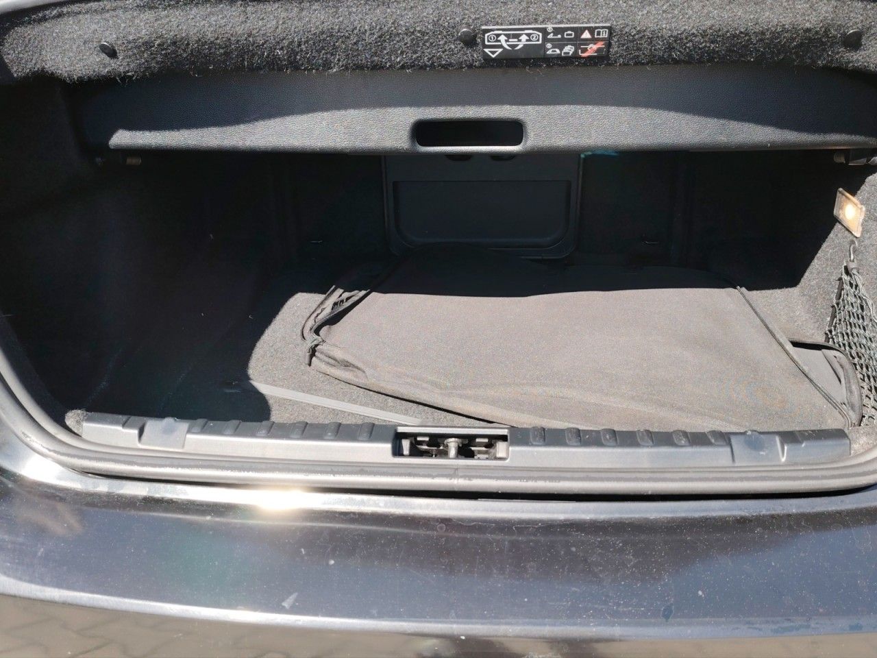 BMW Baureihe 1 Cabrio 118i Leder NICHT AN PRIVAT! - Bild 21