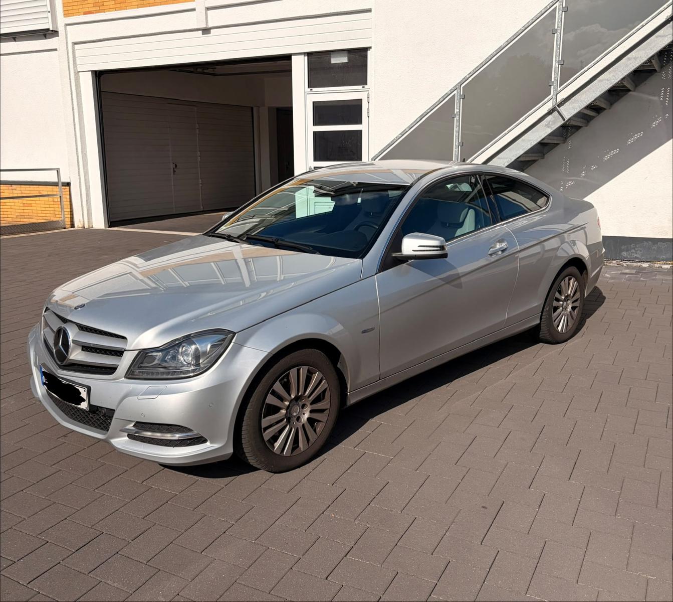 Mercedes-Benz C 250