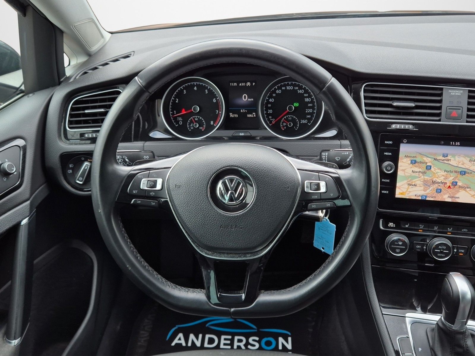 Fahrzeugabbildung Volkswagen GOLF VARIANT 1.5 TSI HIGHL KAM DSG LED ACC 17"