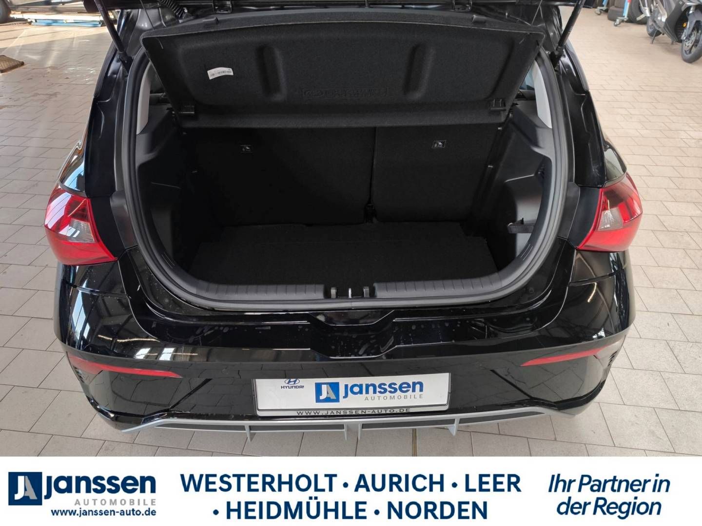 Fahrzeugabbildung Hyundai i20 FL (MY26) 1.0 T-GDI (90 PS) 6-MT Select Navi