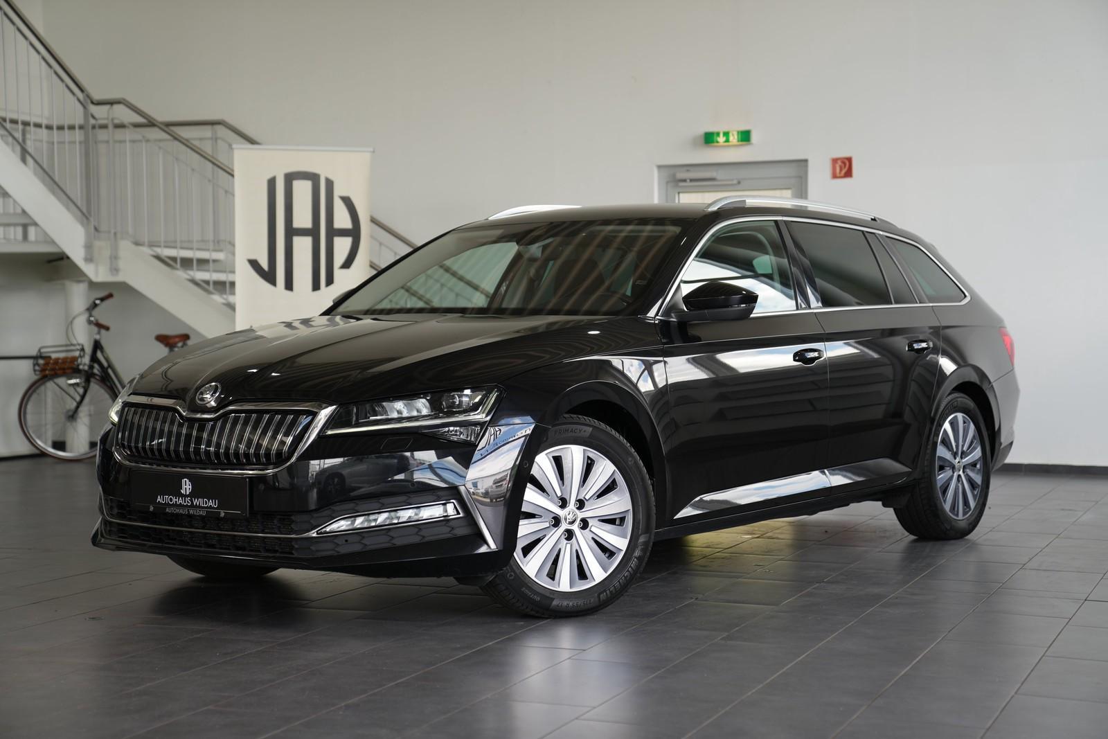 Skoda Superb Combi Style iV *AUT*NAV*SHZ*KEYLEES*AHK*3