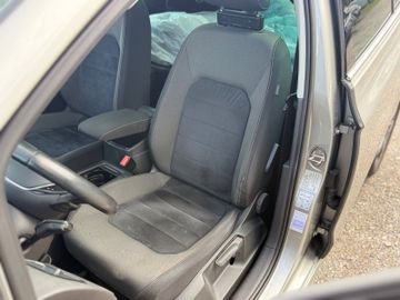 Volkswagen Golf Sportsvan - 9