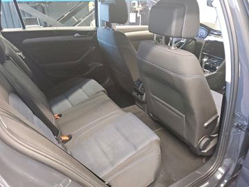 Volkswagen Passat Variant - 6