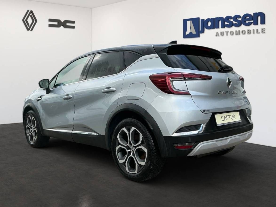 Fahrzeugabbildung Renault CAPTUR INTENS E-TECH Plug-in 160