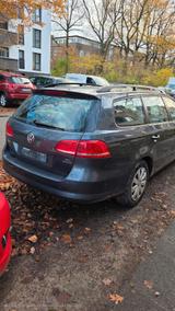Volkswagen Passat 1.6 TDI Comfortline BMotion Tech Vari... - Volkswagen Passat aus 2011: Kombi