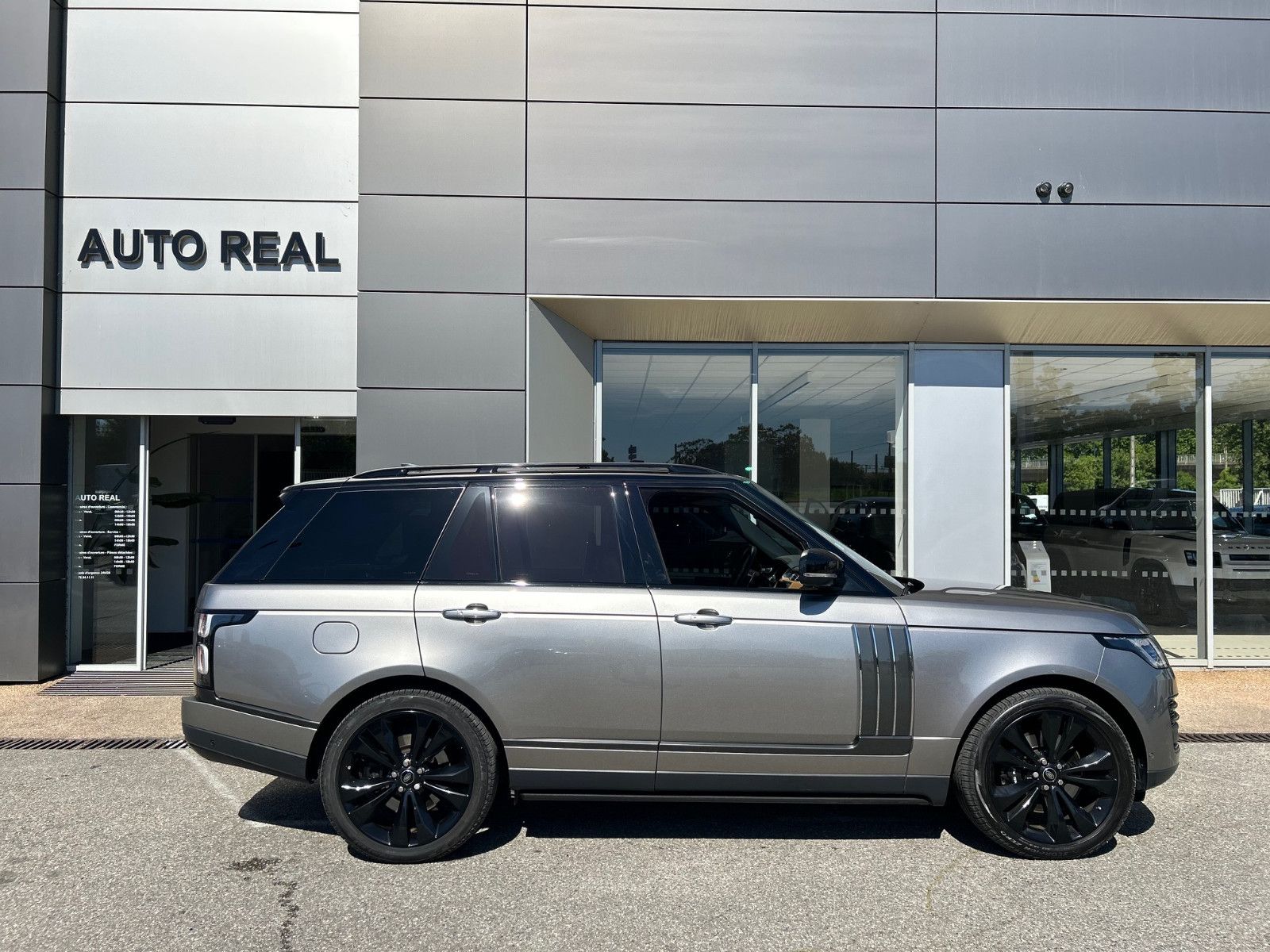 Land Rover Range Rover 5.0 V8 565 SV Autobiography Dynamic imagem 2