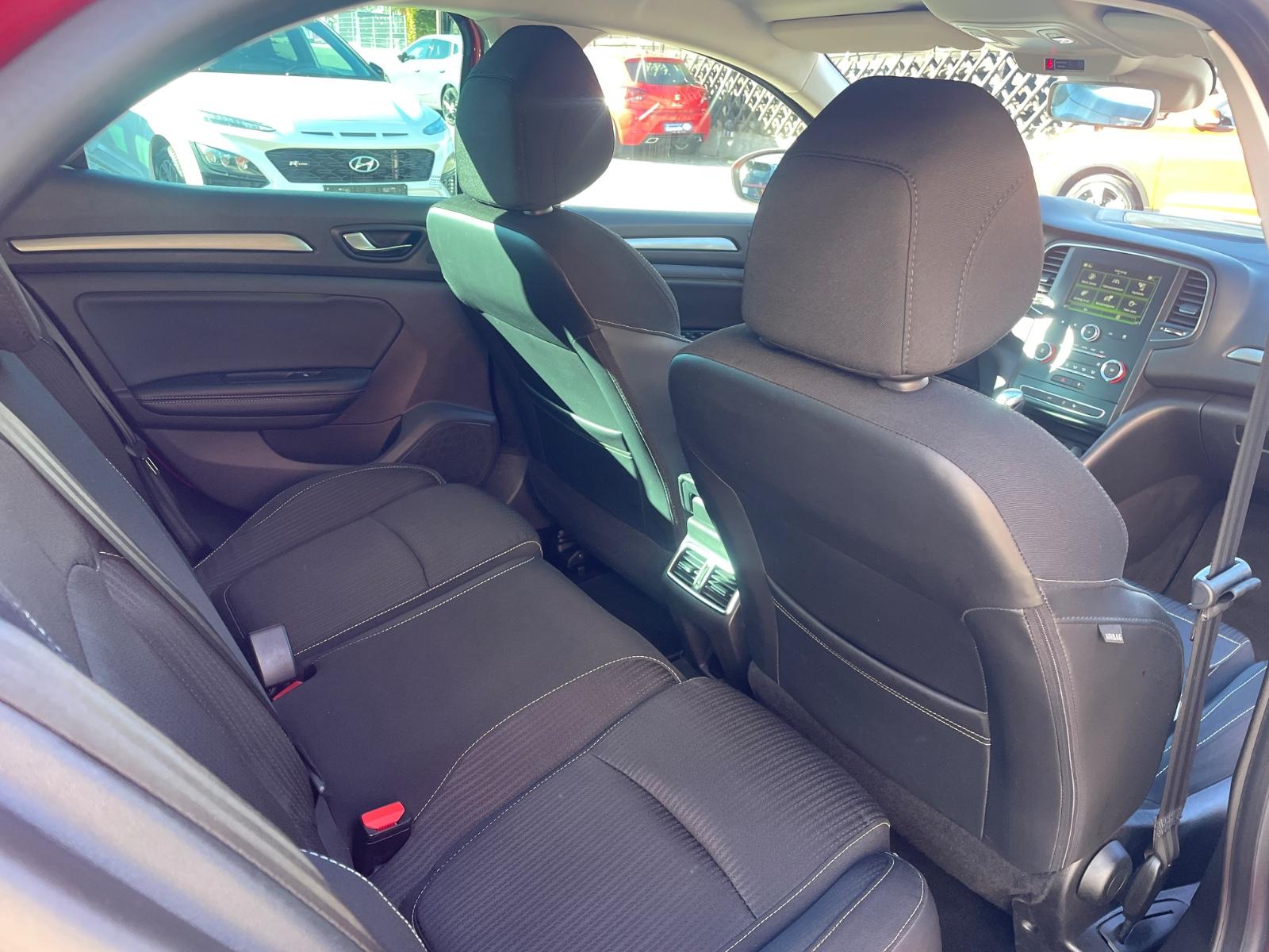 Renault Megane IV 1,3 Limo/Navi/Klima/Kamera/LED/PDC