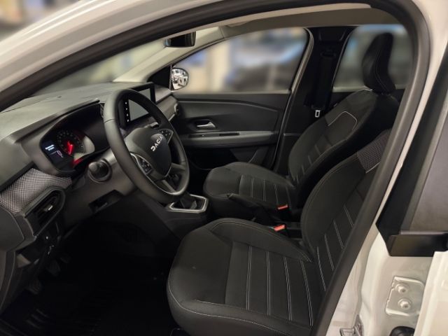 Fahrzeugabbildung Dacia Sandero III Stepway Expression 1.0 TCe 90 Klima
