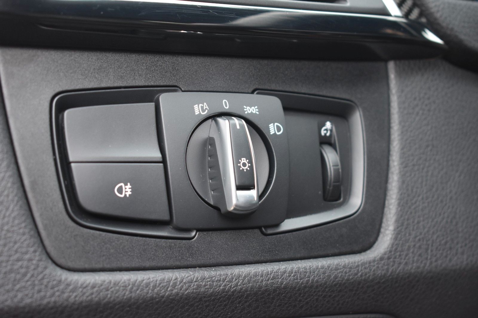 Fahrzeugabbildung BMW M4 Coupe Competition/HUD/Shadow/Carbon/DKG