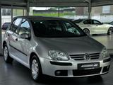 Volkswagen Golf 1.6 Trendline |1-HAND SITZHEIZUNG PDC| - Volkswagen Golf aus 2004: 1.6