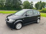 Audi A2 1.4 Klimaanlage/Zahnriemen - Audi A2 mit Benzin-Antrieb: Sitzheizung, Kleinwagen, 1.4