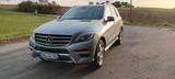 Mercedes-Benz ML 250 BlueTEC 4MATIC - - graue Mercedes-Benz ML 250