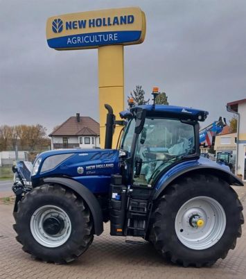 New Holland T7.300AC