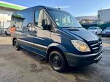 Mercedes-Benz Sprinter II 211 CDI Behindertengerecht - Mercedes-Benz Sprinter aus 2008 mit Diesel-Antrieb