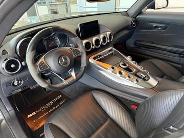 صورة 9 لـ 2015 Mercedes-BENZ AMG GT