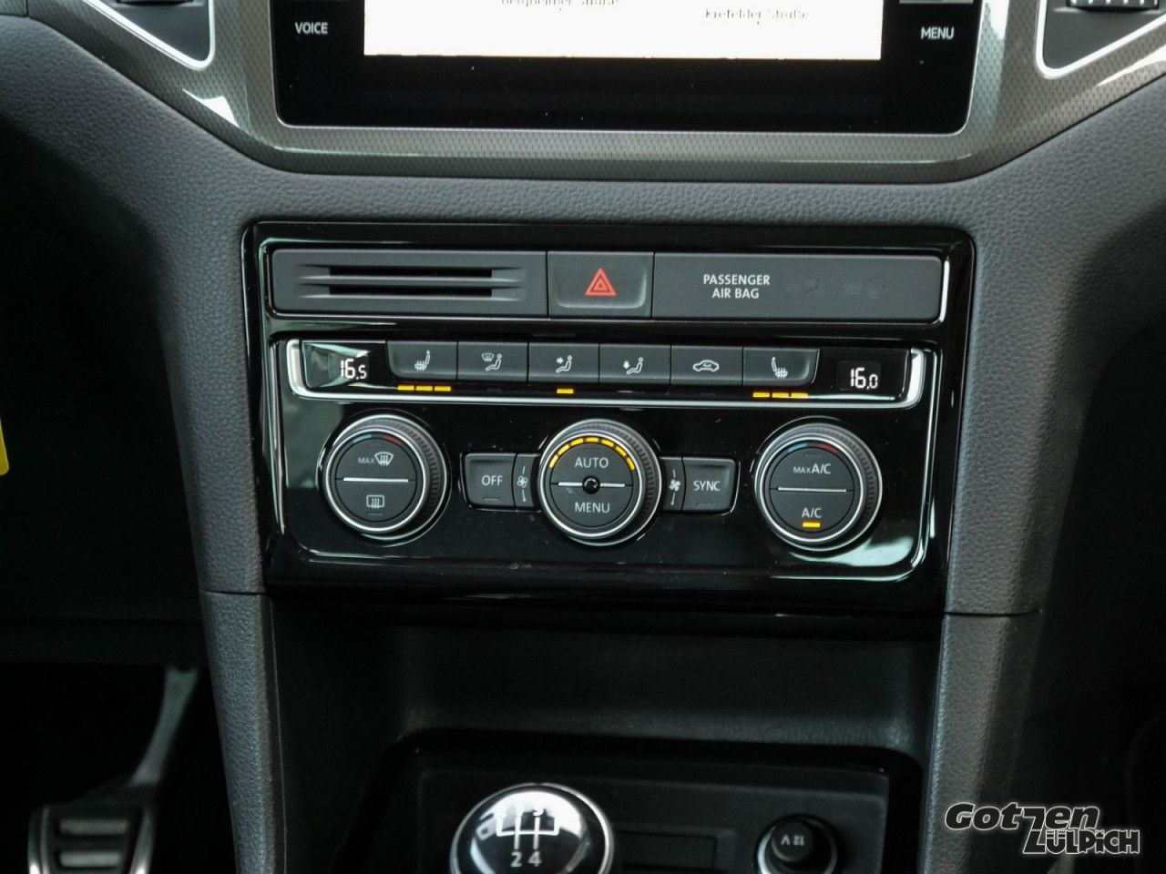 Fahrzeugabbildung Volkswagen Golf Sportsvan IQ.DRIVE 1,0TSI Navi Blind Spot