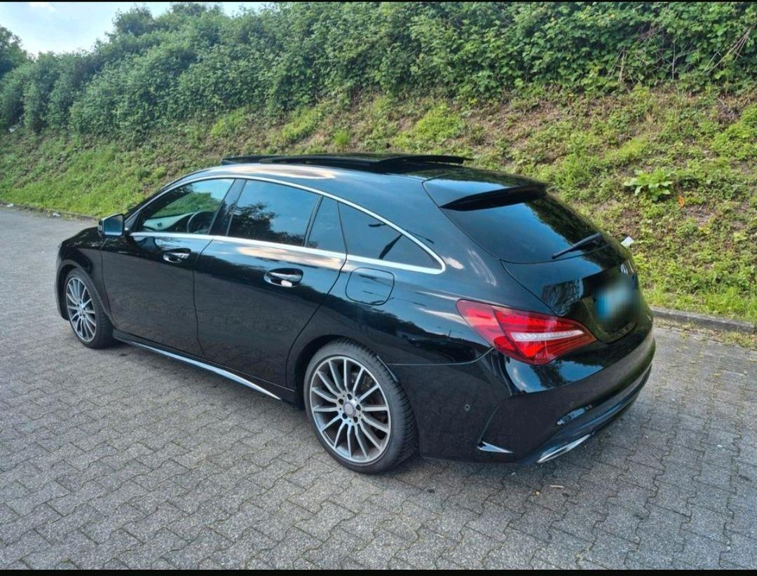 Mercedes-Benz CLA 220