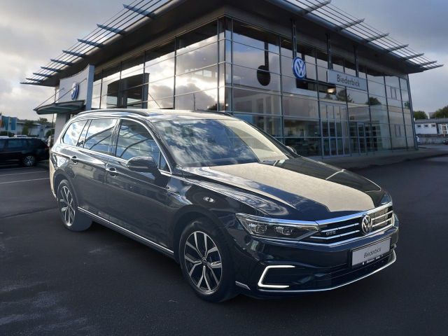 Passat Variant 1.4 TSI HYBRID GTE PANO LEDER AHK
