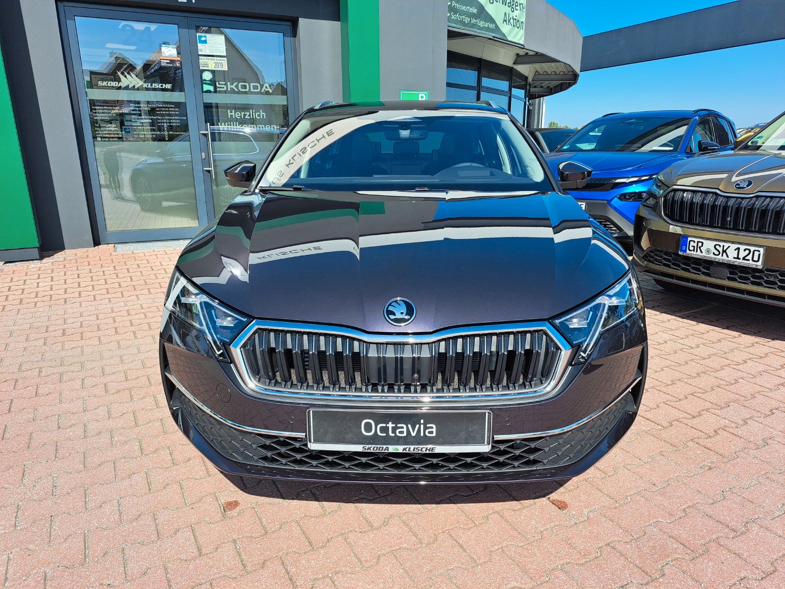 Skoda OCTAVIA Combi 2.0 TSI 150 kW 204 PS 4x4 AHK imagem 2