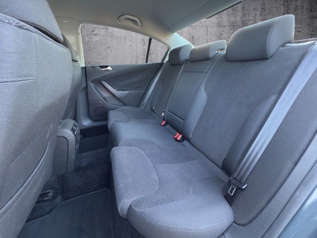 Volkswagen Passat Lim. Comfortline 1.4 TSI*SHZ*PDC*ALU*TOP