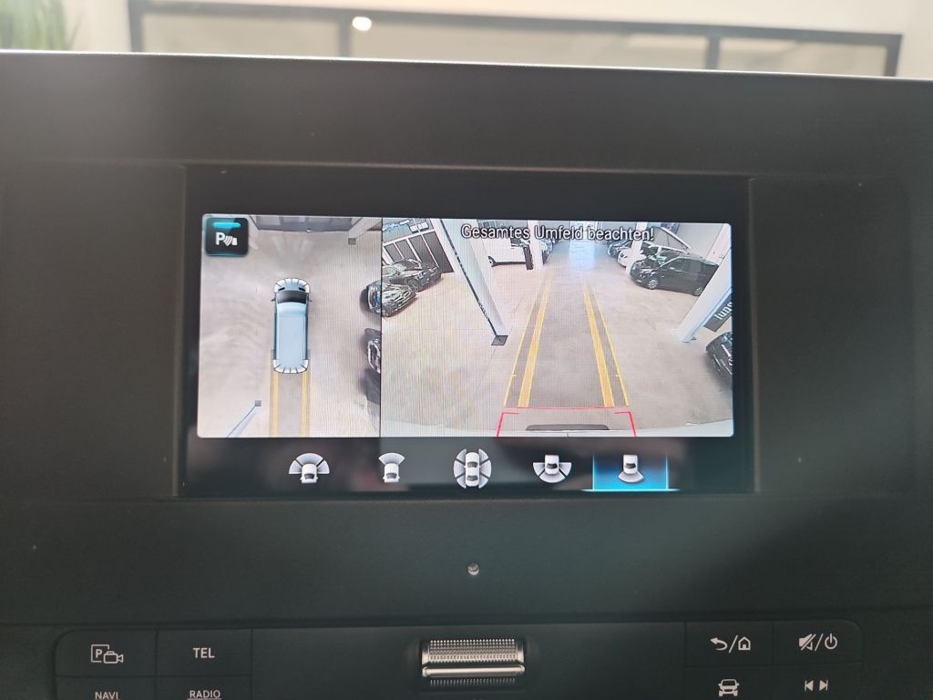 Fahrzeugabbildung Mercedes-Benz Sprinter 317 Kasten L2H2 360°Schwingsitz SHZ EDW