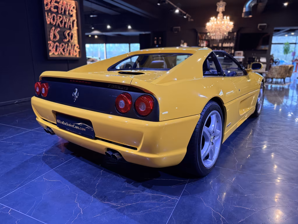 Ferrari 355 interior