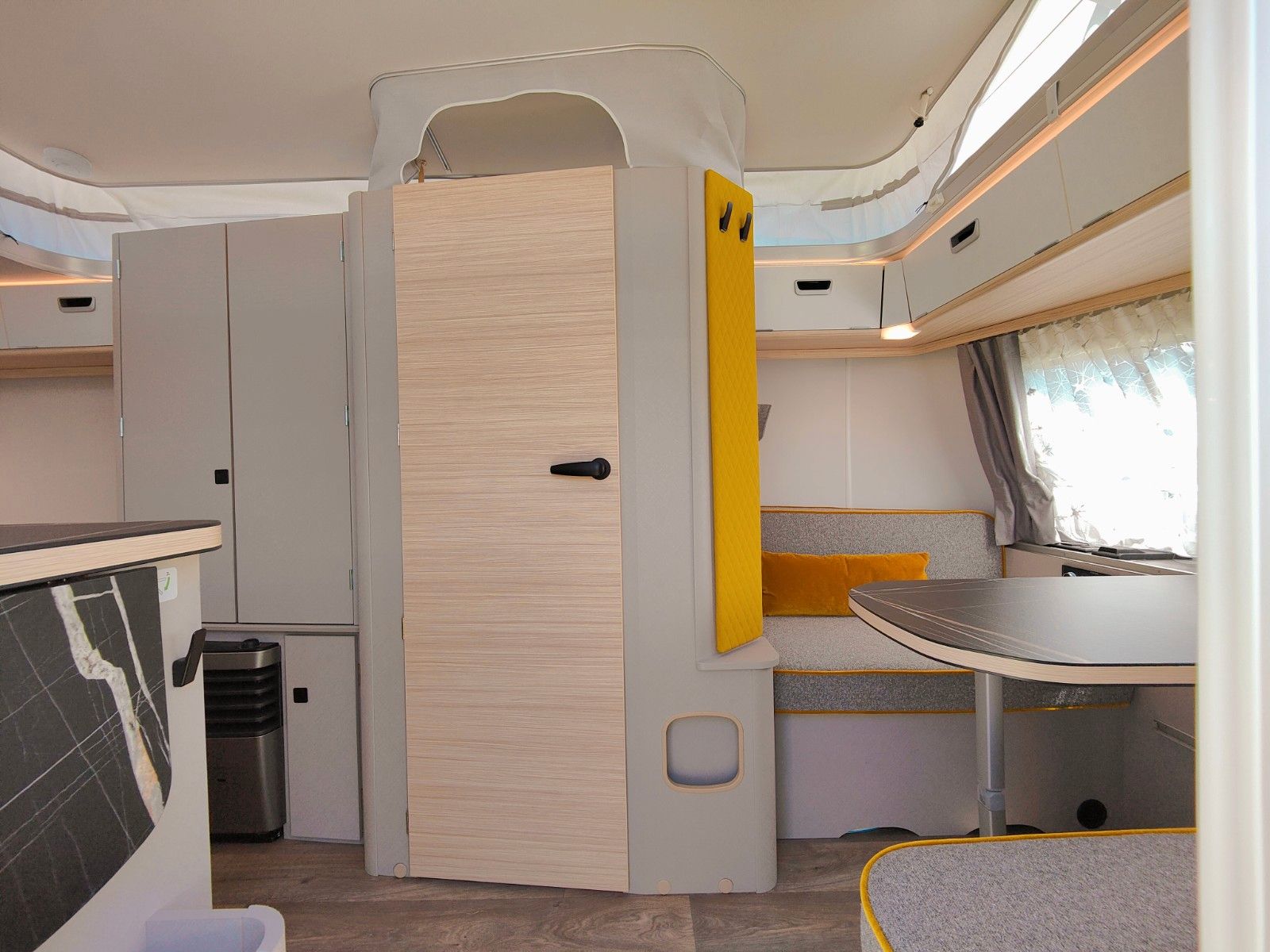 Fahrzeugabbildung HYMER / ERIBA / HYMERCAR TOURING 530 LEGEND URBAN 2025