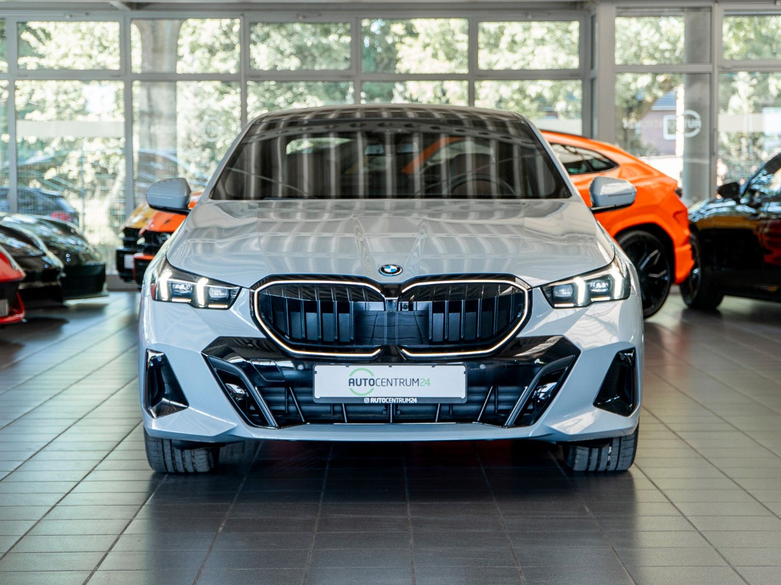 BMW 550e xDrive M Sport imagem 3
