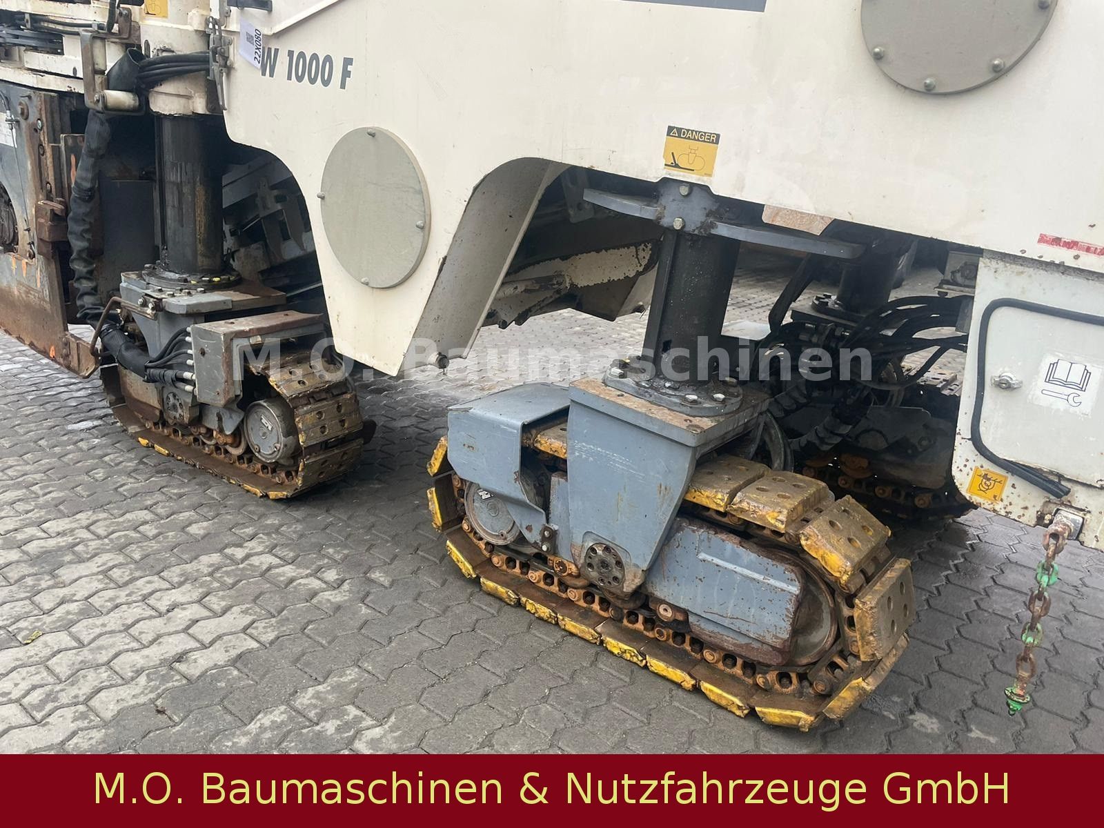 Fahrzeugabbildung Wirtgen W 1000 F  / Straßenfräse /