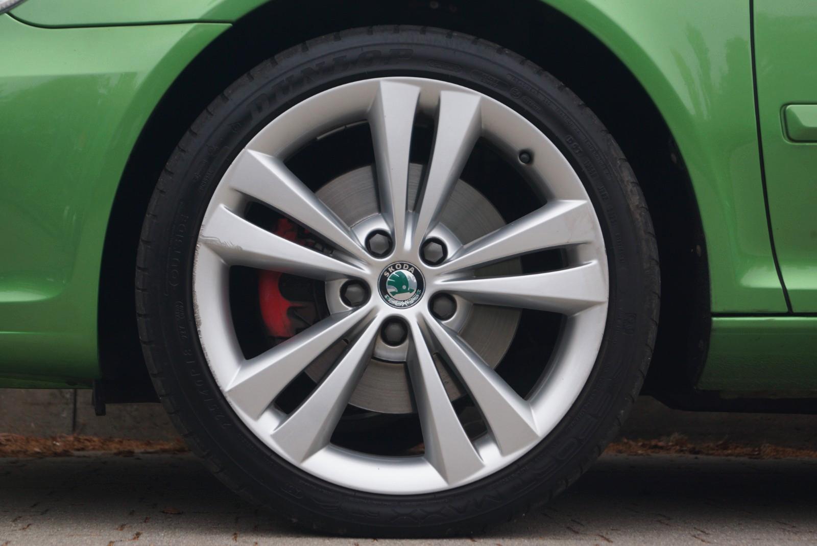 SKODA OCTAVIA COMBI 2.0 RS 200CH - BVM - 1ERE MAIN - TOIT OUVRANT