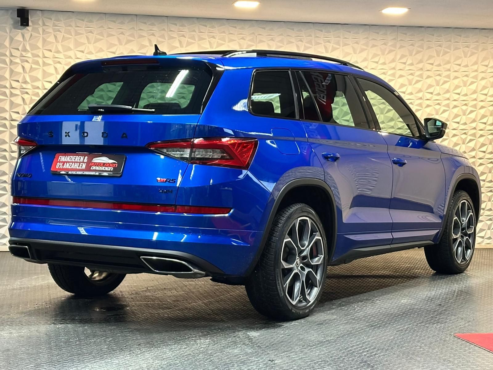 SKODA Kodiaq 2.0TDI RS 4x4* LED#AHK#SHZ#LH#PANO#KEYLES - Image 8