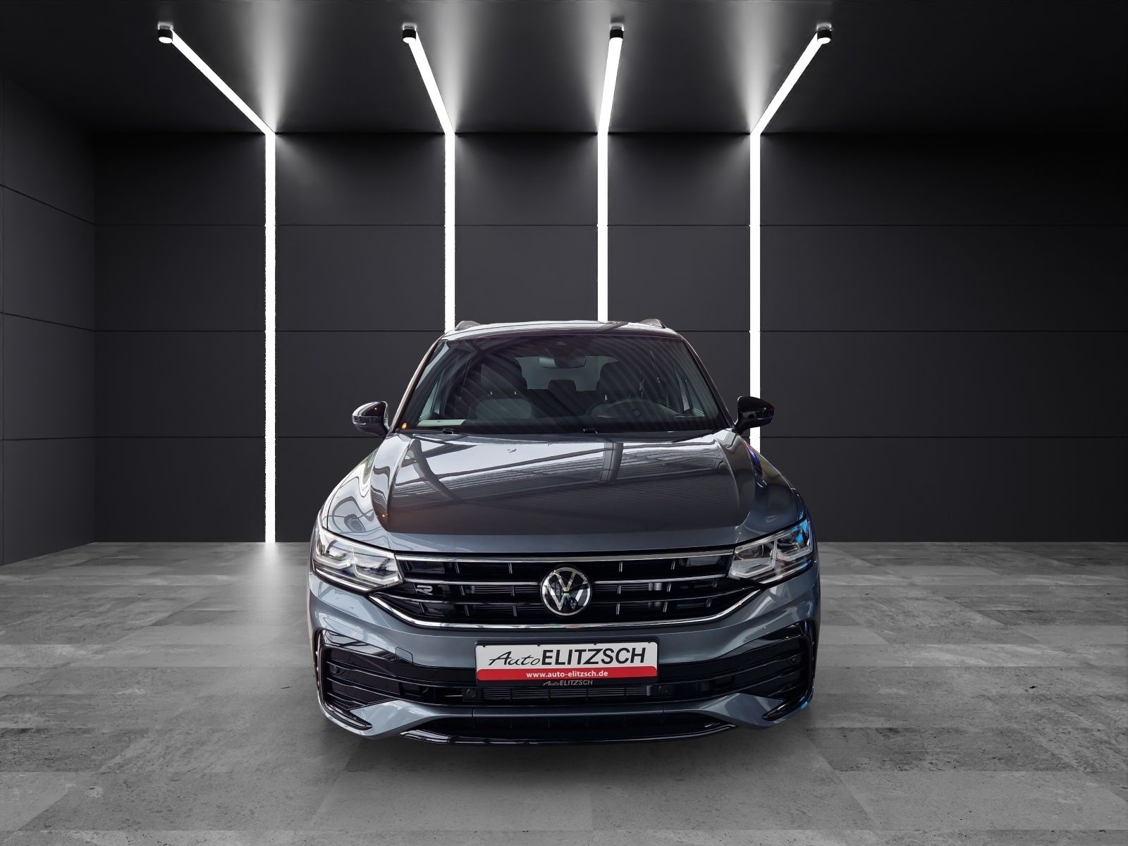 Fahrzeugabbildung Volkswagen Tiguan Allspace TDI R-Line Black 4M 7Si MATRIX A