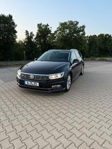 Volkswagen VW Passat B8 190PS DSG R-Line - VW Passat Gebrauchtwagen in Augsburg