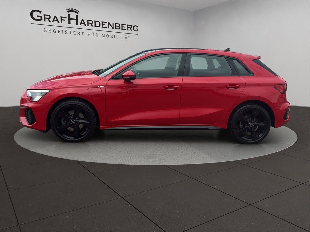 Audi A3 Sportback 40 TFSI e S line PANO MATRIX SHZ imagem 2