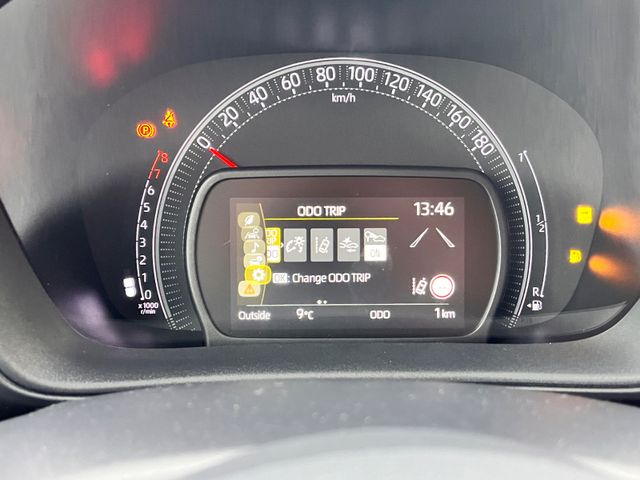 Aygo X Team D*Apple Carplay/Andoid Auto*