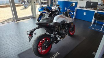 Suzuki GSX 8S Aktion