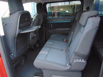 Bild 13 Peugeot Traveller Active L2