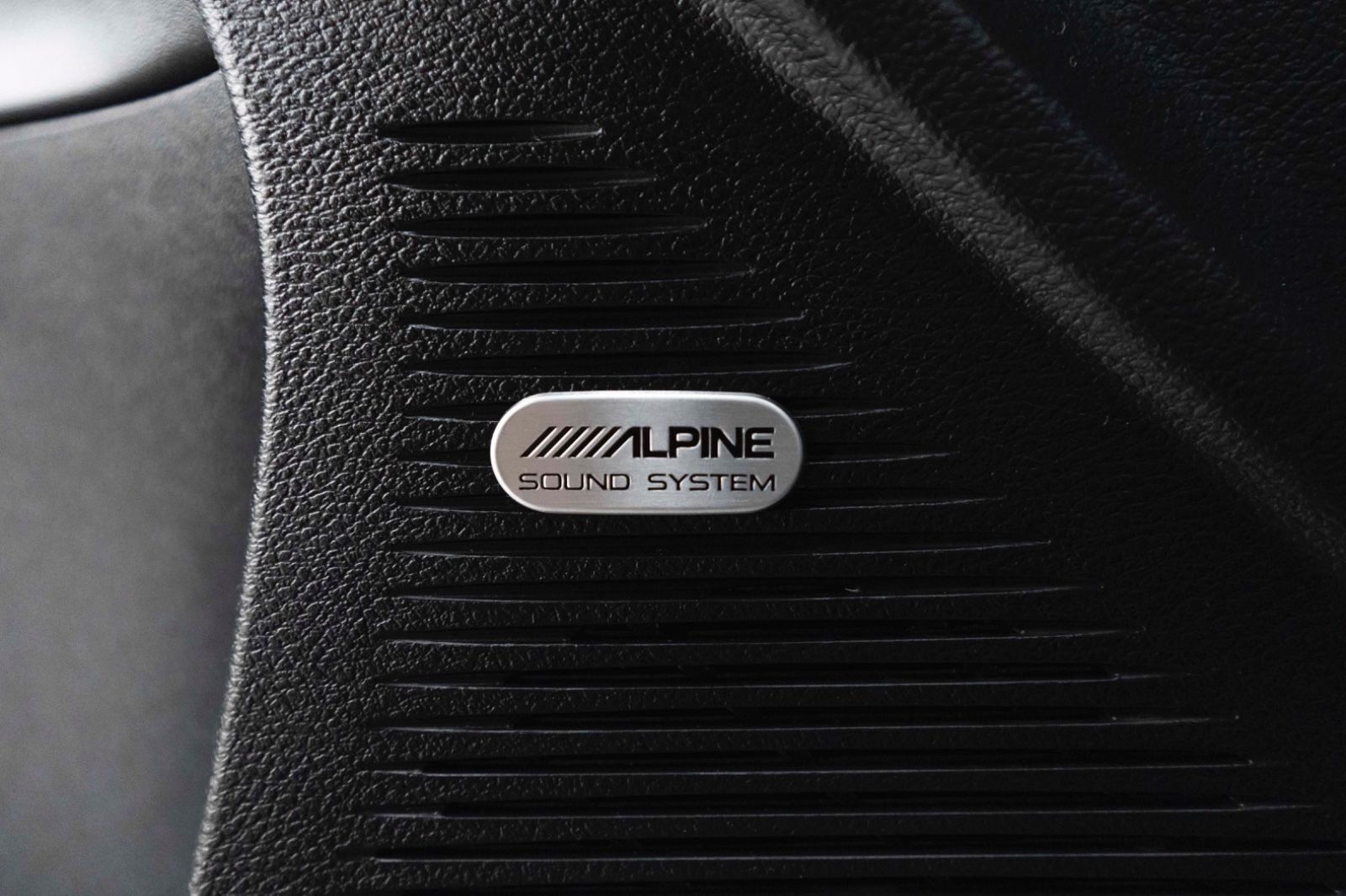 Fahrzeugabbildung Dodge Challenger 3,6L AWD CARPLAY KAM SHZ ALPINE ALC