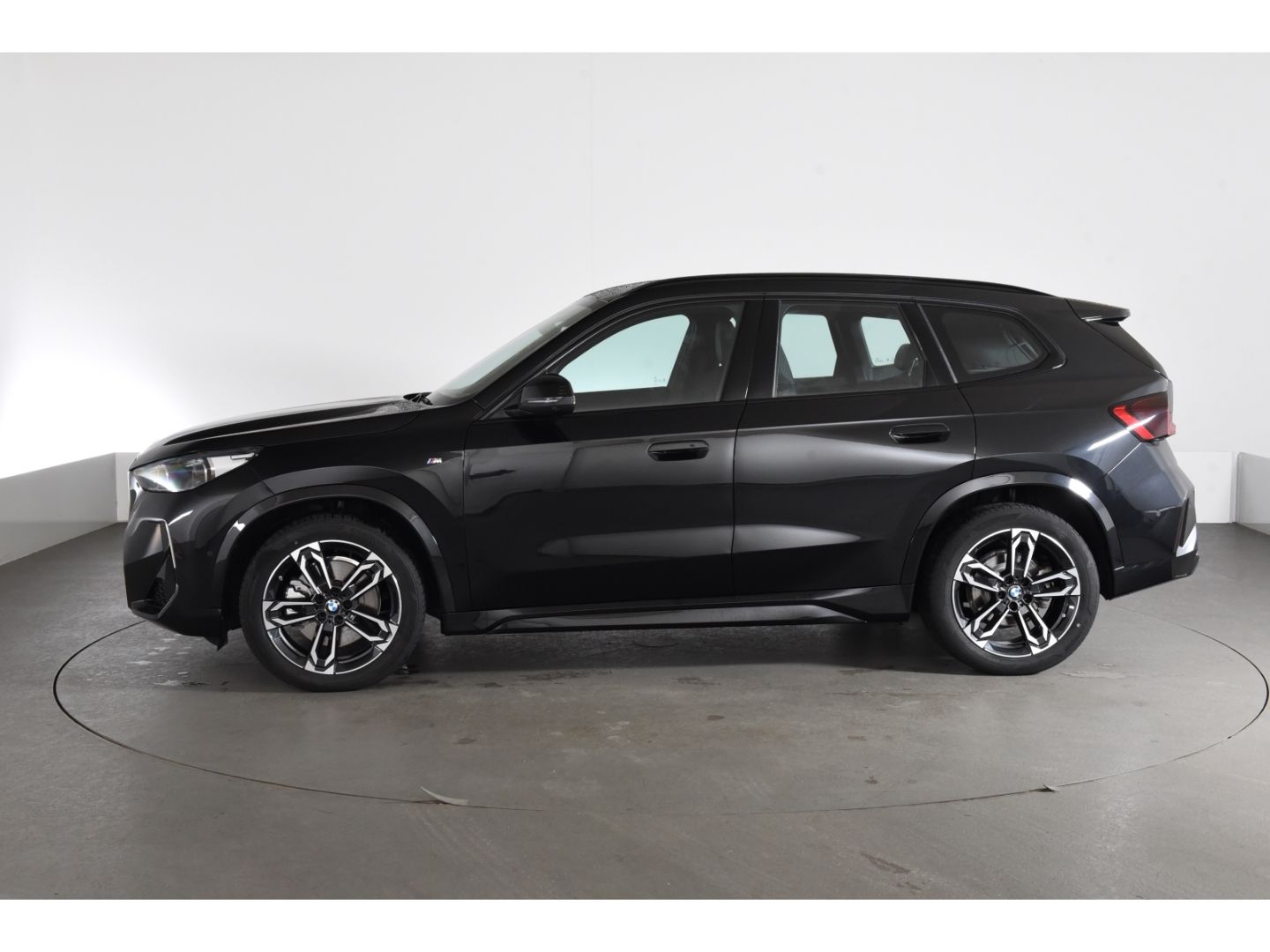 BMW X1 xDrive 23d M Sport Anhängerkupplung Head Up foto 3