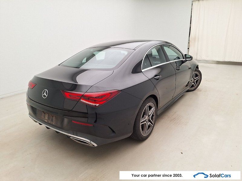 Mercedes-Benz CLA 180 d AMG LED Widescreen Ambient Navi 1/2 S imagem 3