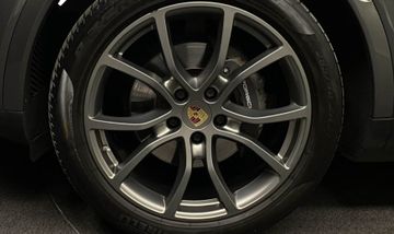 Porsche Cayenne - 9