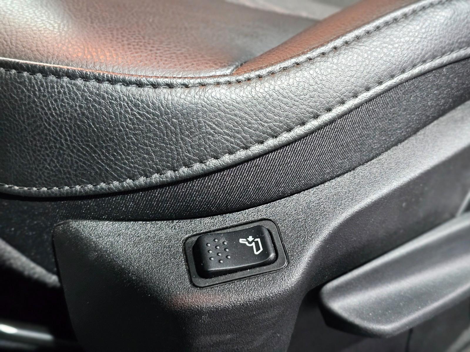 Jeep Compass Night Eagle Mild-Hybrid FWD*1.HAND