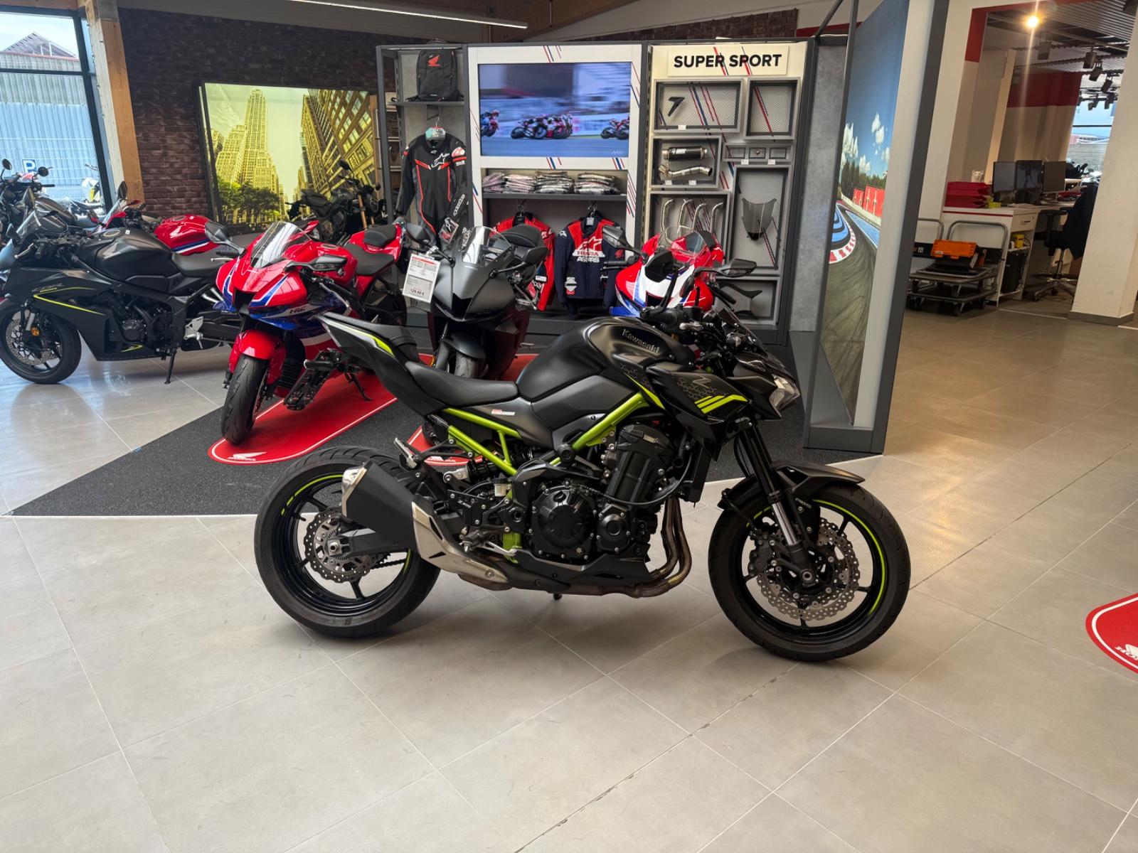 Kawasaki Z900 *Service und TÜV neu*