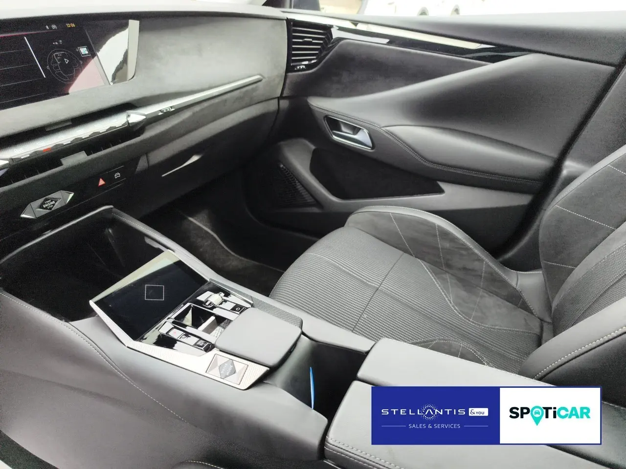 DS Automobiles DS4 1.2 PureTech 130 Étoile Alcantara