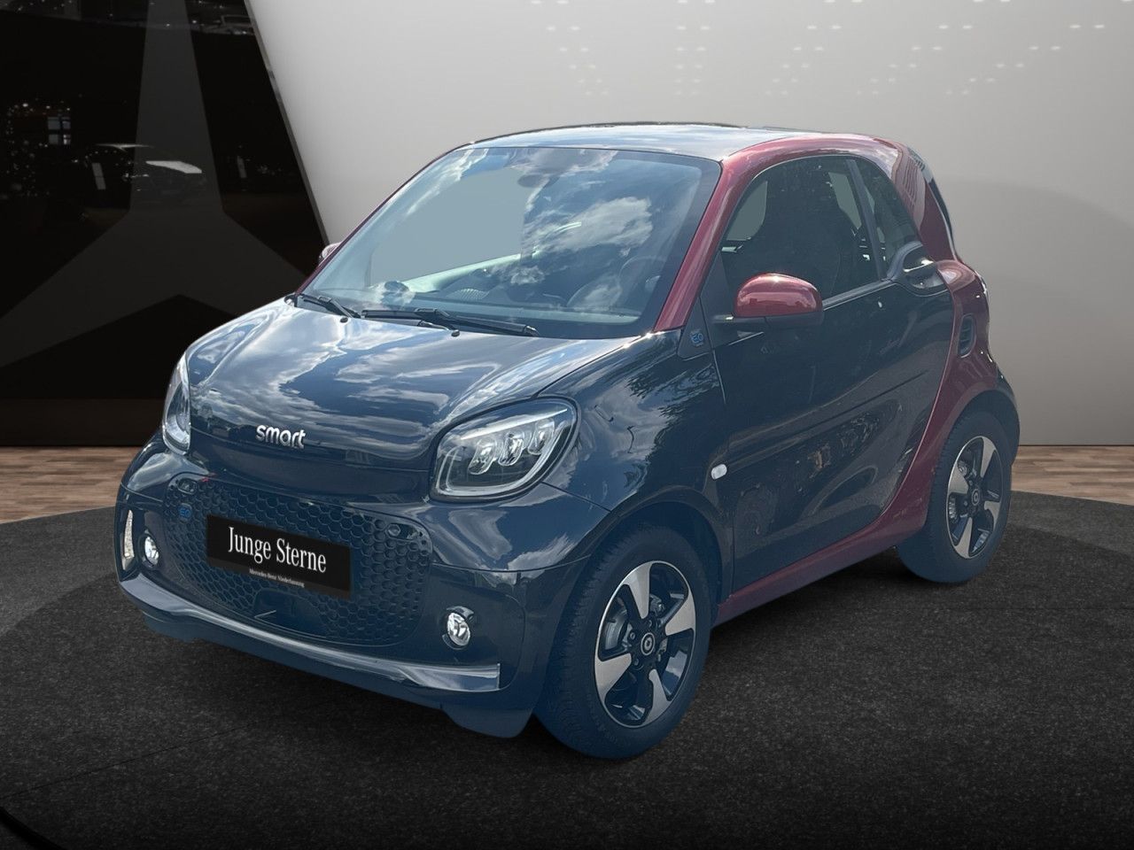 Smart fortwo EQ/Passion/22kW/SHZ/Pano/LED/Excl/PDC/Tem imagem 2